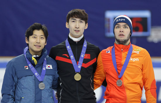 目前在MV 目前在MV