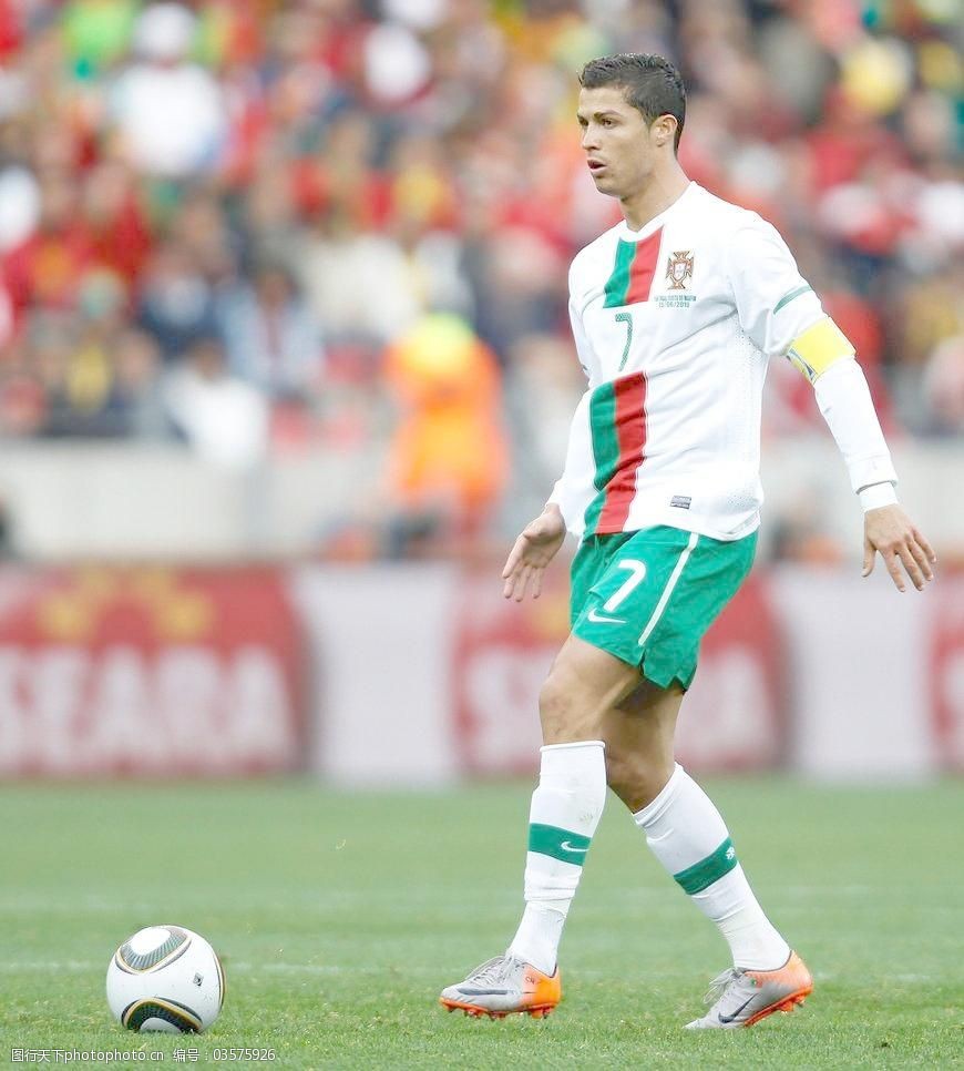 而他的脚下 而他的脚下