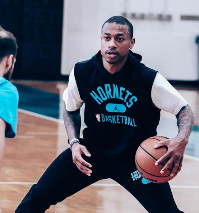 双方球迷都 双方球迷都